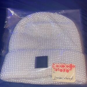 Free people beanie NWT